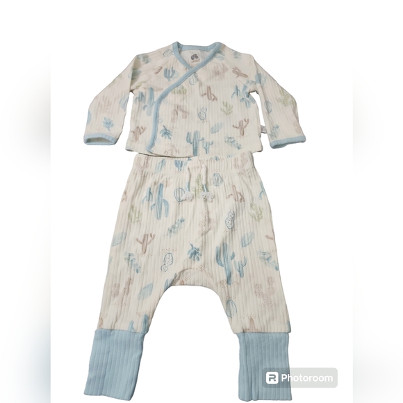 JUST BORN Desert Cactus Matching Long Sleeve Set. Size: 0-3 months - Picture 2 of 13